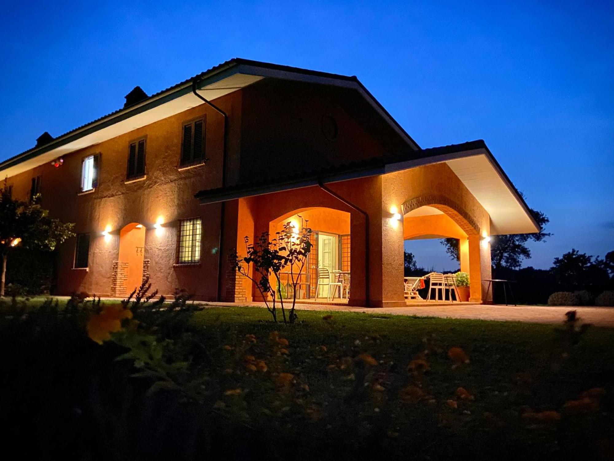 Casale Appia Bed & Breakfast Latina Eksteriør bilde